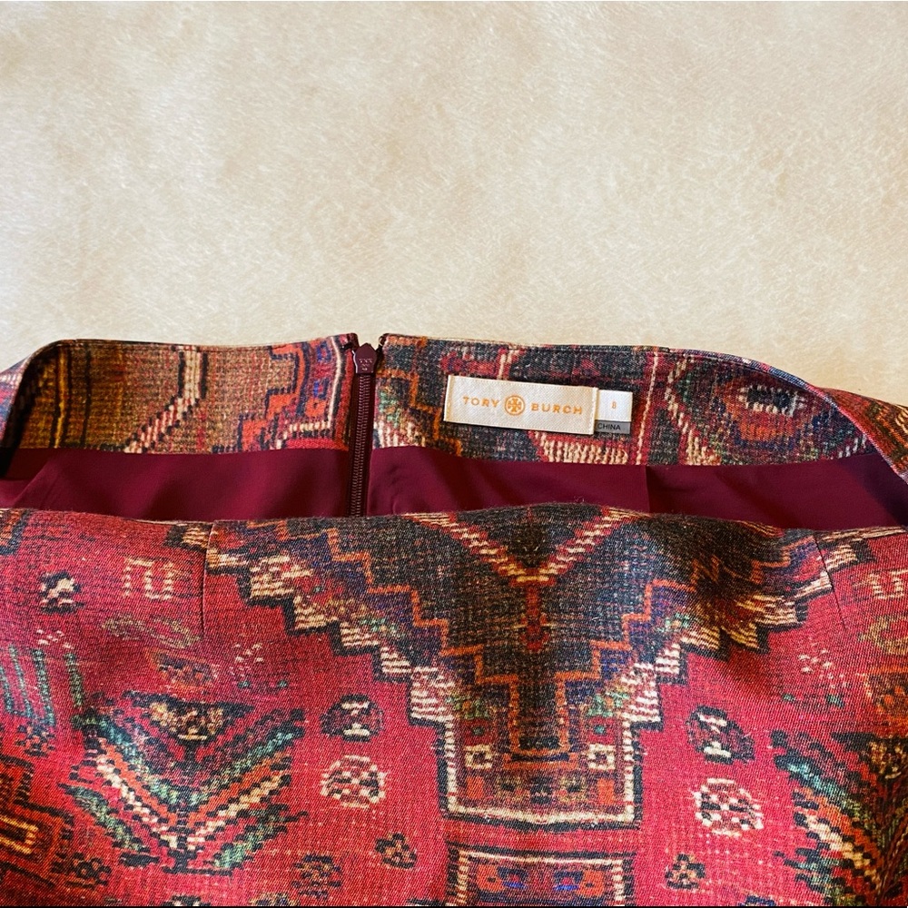 SOLD- HP 🎉 EUC Tory Burch Geo-Aztec Skirt - Picture 5 of 5